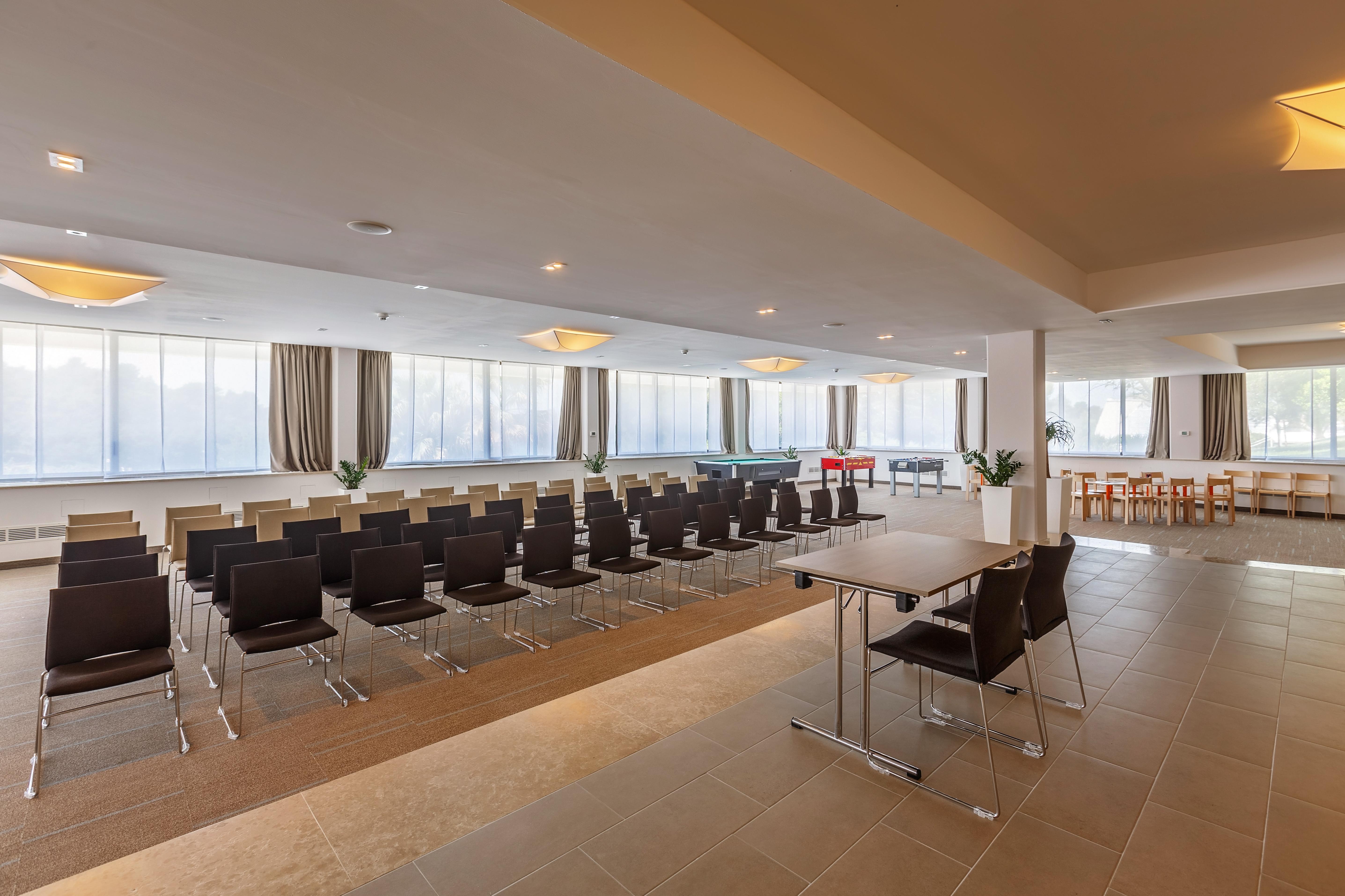 Hotel Zorna Plava Laguna โปเรช ภายนอก รูปภาพ