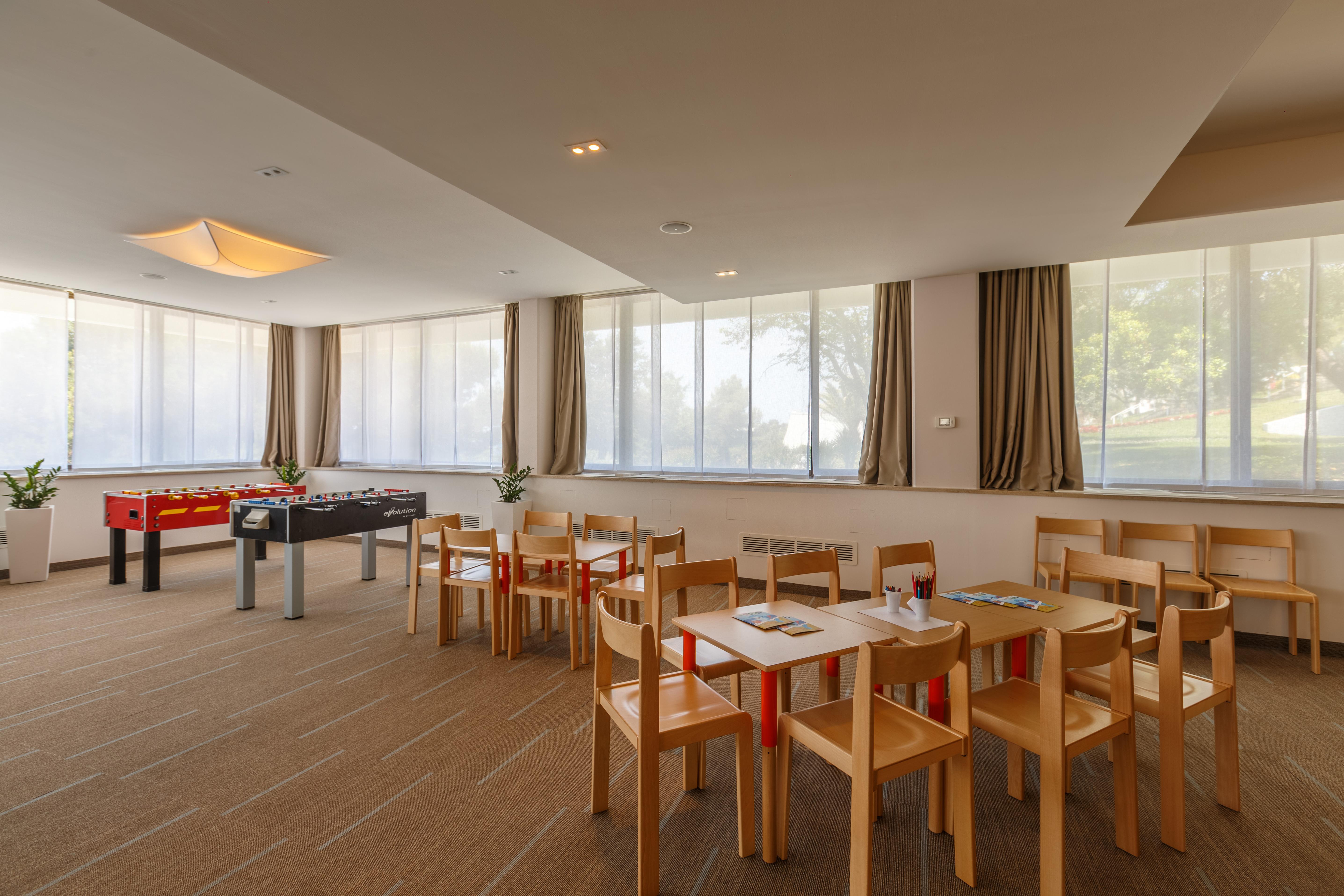 Hotel Zorna Plava Laguna โปเรช ภายนอก รูปภาพ