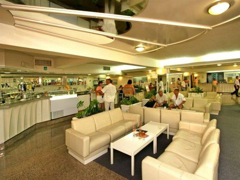 Hotel Zorna Plava Laguna โปเรช ภายนอก รูปภาพ