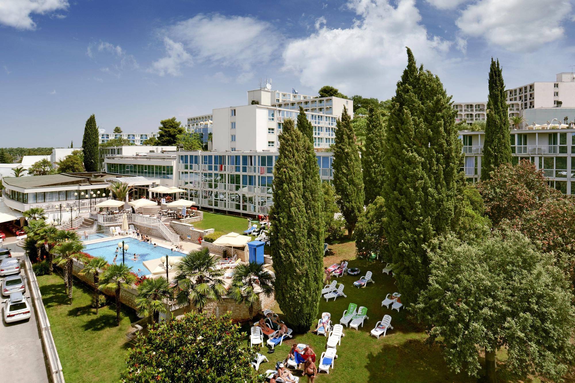 Hotel Zorna Plava Laguna โปเรช ภายนอก รูปภาพ